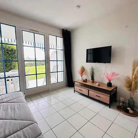 Apparemment Cosy Et Au Calme Vue Sur Le Golf * Talmont-Saint-Hilaire