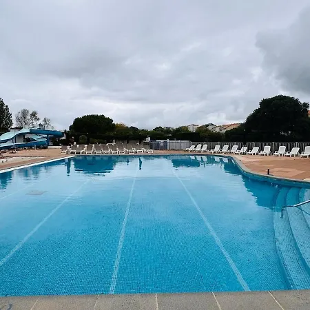 Apparemment Cosy Et Au Calme Vue Sur Le Golf * Talmont-Saint-Hilaire