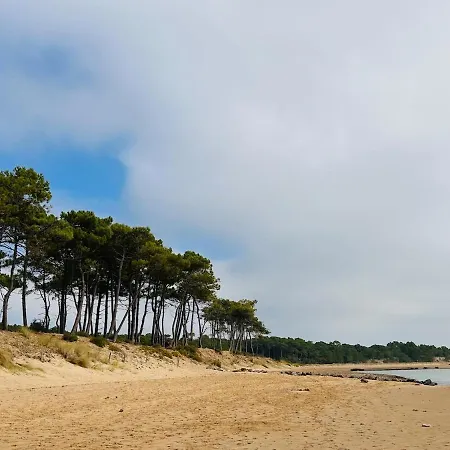 Apparemment Cosy Et Au Calme Vue Sur Le Golf 아파트 Talmont-Saint-Hilaire