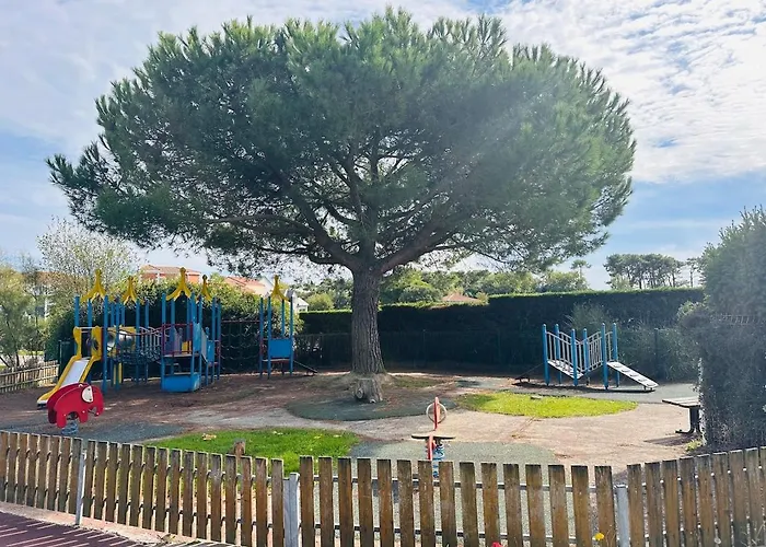 Apparemment Cosy Et Au Calme Vue Sur Le Golf Appartement Talmont-Saint-Hilaire